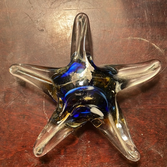 Glass starfish - Picture 2 of 3